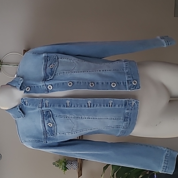 Jessica Simpson Jackets & Blazers - Cropped Jean Jacket